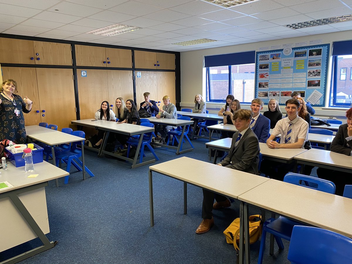 RMBCPress's tweet photo. 🤞 Good luck to all the children, young people and staff in Rotherham for their first full week #BackToSchool 

There's lots of useful information for pupils, parents and teachers on our website: https://t.co/xj1kBr6NUl

Thank you to @WalesHigh for the great pics! https://t.co/7M4ORtv1qP