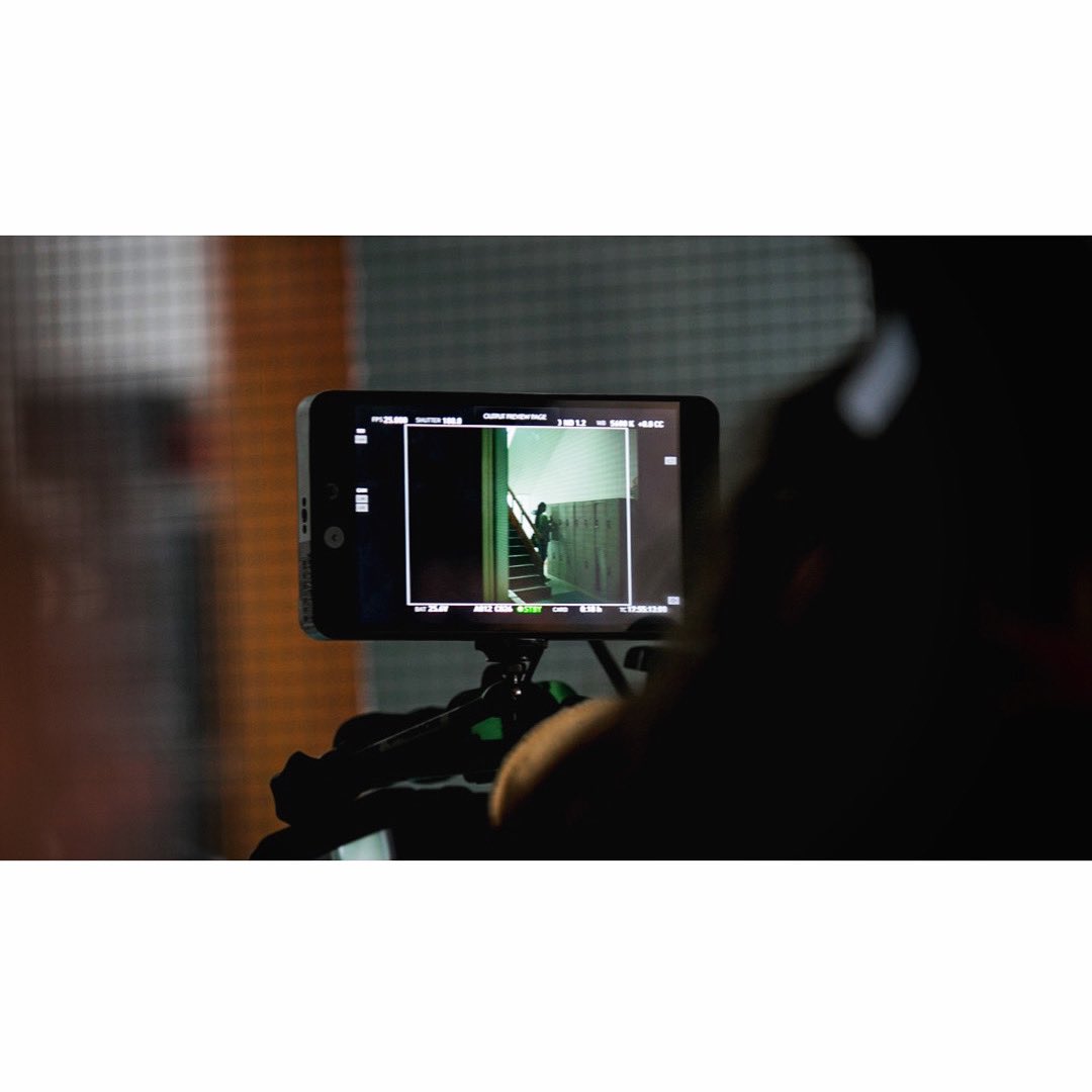 maxinehowellsphoto tweet media