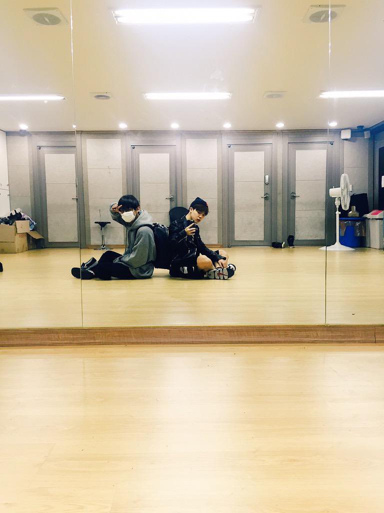 BTSM29913630's tweet photo. @yt927JmjtgrX9cy リプ失礼します！
ハンドメイドできるの素敵です❤︎
②で参加させていただきます。
当りますように👶🏻🤍 https://t.co/C4b3QkEokq