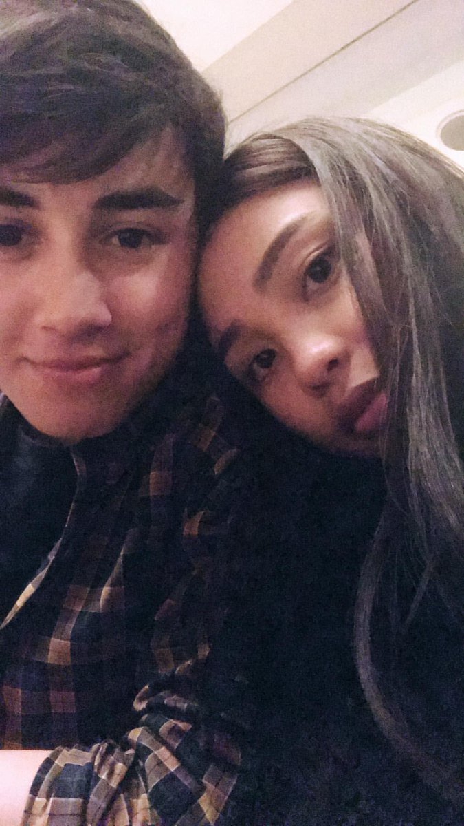 MaymayVisuals's tweet photo. Edward’s shoulder must be nice and cozy. 🤗💕

@Barber_Edward_ 
@maymayentrata07 https://t.co/sphtt4CCwE