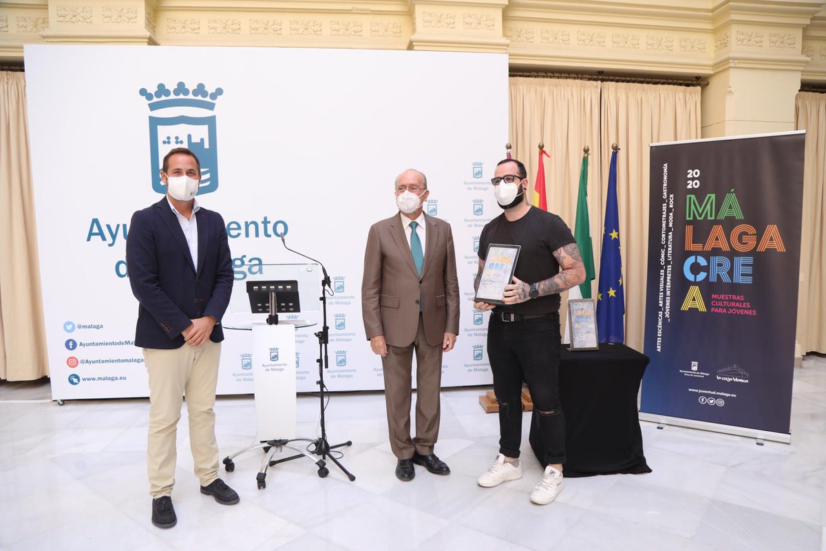 malaga's tweet photo. El primero de los premios, dotado con 2.400 euros, ha sido para @Mitad_Doble; el segundo, con 1.500 euros, para Maenoba; y el tercero para @doubleglez, con 1.000 euros. Asimismo, ha habido menciones especiales para @TobaGutierrez, Orilla Sur (@lagosdrums) y @EndlessInsideSP https://t.co/plqxrj1Efo