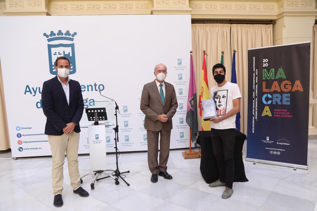 malaga's tweet photo. El primero de los premios, dotado con 2.400 euros, ha sido para @Mitad_Doble; el segundo, con 1.500 euros, para Maenoba; y el tercero para @doubleglez, con 1.000 euros. Asimismo, ha habido menciones especiales para @TobaGutierrez, Orilla Sur (@lagosdrums) y @EndlessInsideSP https://t.co/plqxrj1Efo