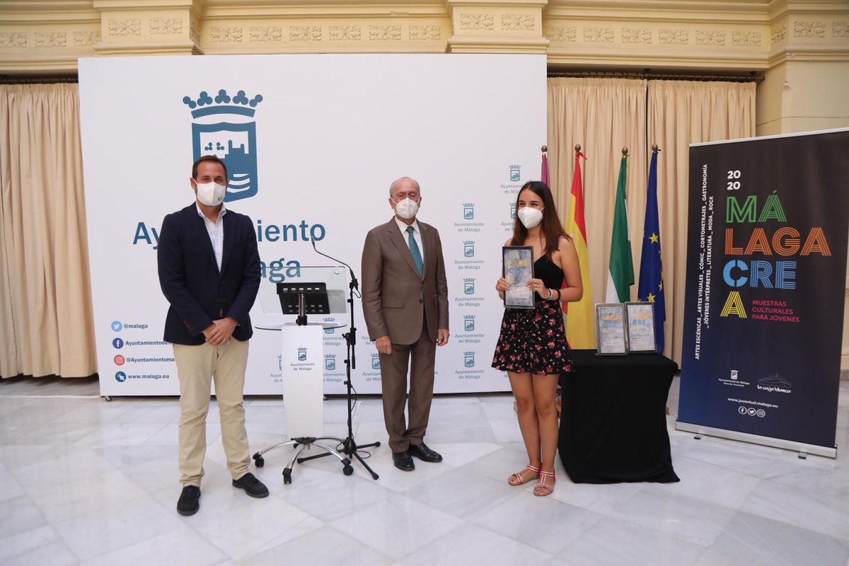 malaga's tweet photo. El primero de los premios, dotado con 2.400 euros, ha sido para @Mitad_Doble; el segundo, con 1.500 euros, para Maenoba; y el tercero para @doubleglez, con 1.000 euros. Asimismo, ha habido menciones especiales para @TobaGutierrez, Orilla Sur (@lagosdrums) y @EndlessInsideSP https://t.co/plqxrj1Efo