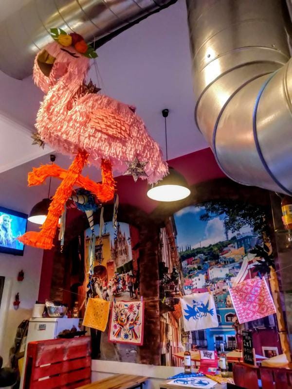 🎊 Encore 2 jours pour retrouver la culture mexicaine dans tous ses états au restaurant @Xitlali ! Les alebrijes crées à la main par Paul vous accueilleront avec plaisir 😍

#culturemexicaine #mexiquemoncoeur #discovermexico #restaurant #nice #cotedazur #mexico #mexique #artdeco