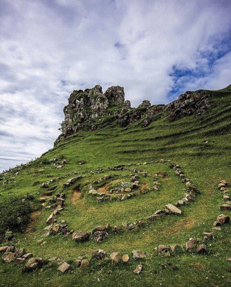 ChantLiveUK's tweet photo. The area around Joe Strummer’s ‘Rebel Wood’ - Isle of Skye https://t.co/AicIgQQEgY