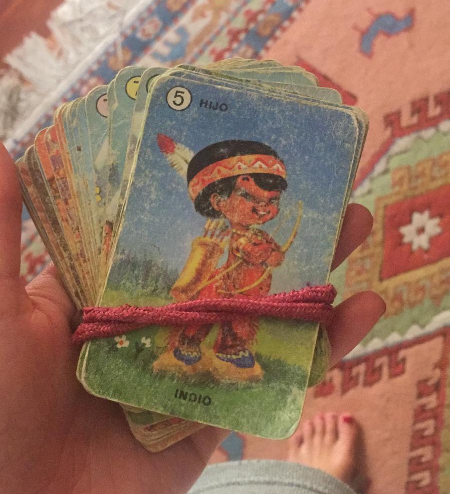 fatimaoteroc's tweet photo. lo siento por los q no tuvisteis esta baraja de cartas en vuestra infancia https://t.co/TtbhMrrpfS