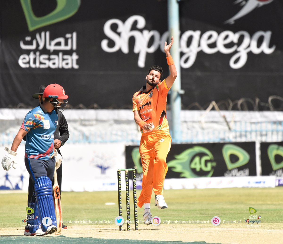 ACBofficials's tweet photo. A brilliant bowling performance from @ActuTigers’ captain @karimkhansadiq and 50 by debutant Zubaid Akbari helped them start the tournament with a dominant victory against Naveed Ahmadzai Amo Sharks in #Etisalat4GSCL2020.
More:https://t.co/aHpfq2imBG
#DaAtalanoLeague #ASvST https://t.co/RsuAVyWRF3