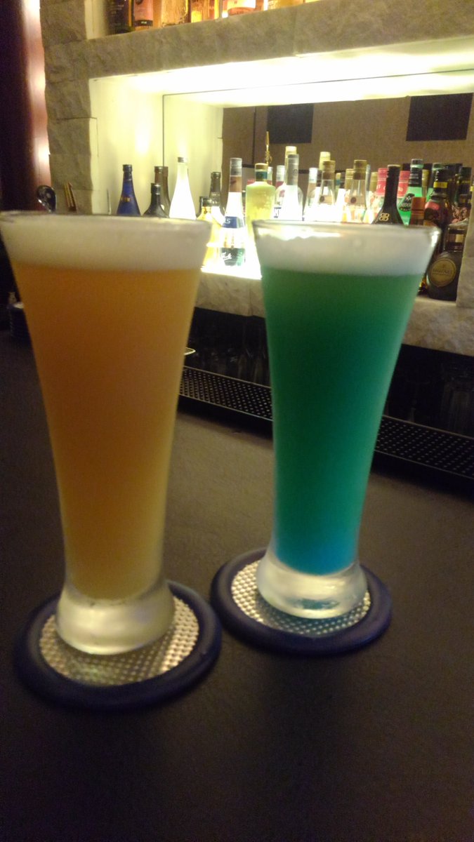 Bar Kozy バーコージー ビアカクテル マリーン スノー 右 ダブルカルチャード 左 を 作ってみました 甘く仕上げてますので 飲みやすいと思います 新宿 歌舞伎町 Barkozy カクテル マリーンスノー ダブルカルチャード ビア