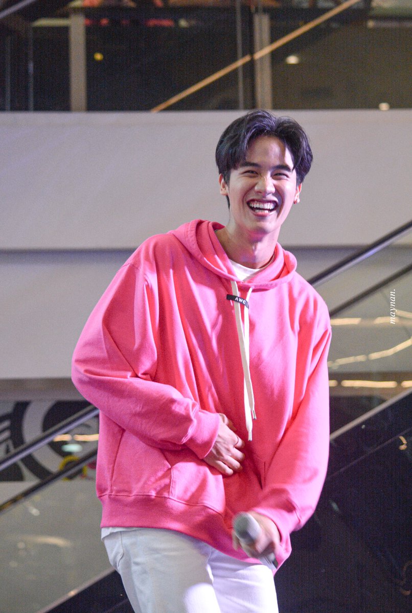   @mmaynan #Tawan_V  #PassioneShoppingDestination