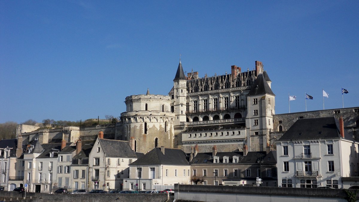 #ChateaudAmboise 
#CentreValdeLoire 
#Amboise 
#chateaufrancais 
#monumenthistorique
#architecture
#patrimoinefrancais 
#France