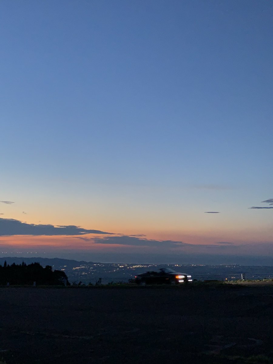 310_essential's tweet photo. 🤝 https://t.co/a71zMGiqtJ
