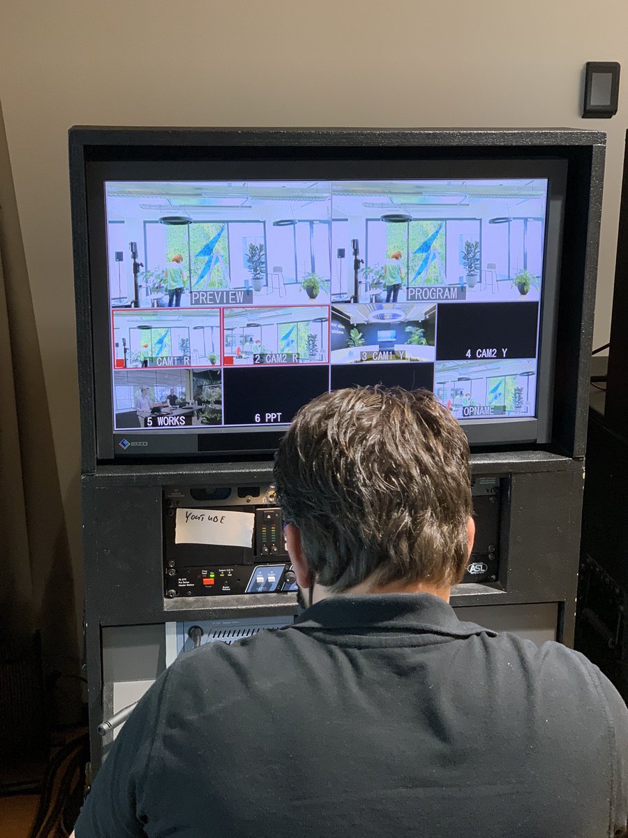 Final preparations for tomorrow @revolutionconf, the #global annual #emobility and #EVSE conference of the year! Register revolutionconference.com