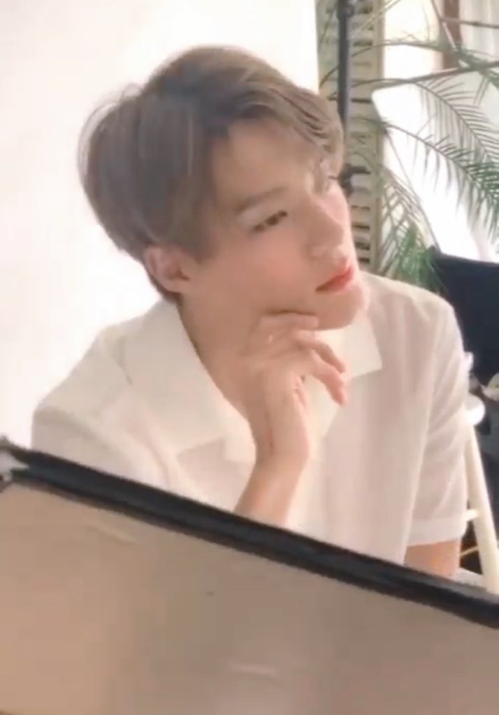 ㅍ.ㅍ 👑 tweet media