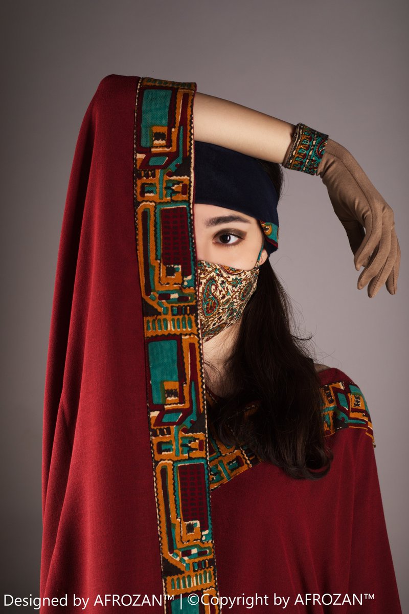 Afrozan_Fashion's tweet photo. Designer #FabricMask and Gloves

#fashionstyle  and #COVIDー19 https://t.co/ZIYbWFryko