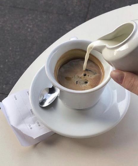 floraIeuphoria's tweet photo. monday moodboard ☕️ https://t.co/6aQhdlrpIX