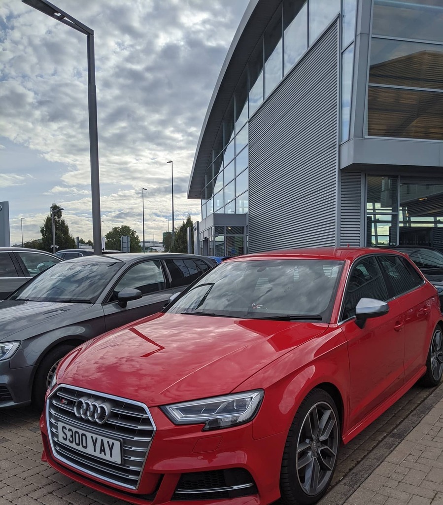 nictownsend's tweet photo. #ROTS3 in for a transfusion 😀🚑
#Audi #S3 #Quattro https://t.co/MmA1A5pL5z