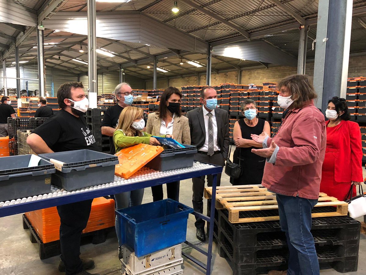 📍Visite de soutien aux salariés handicapés de l’entreprise adaptée EARTA, dont plus de 200 emplois sont menacés en #Sarthe.
➡️Je suis aux côtés des salariés et pleinement mobilisée sur ce dossier.