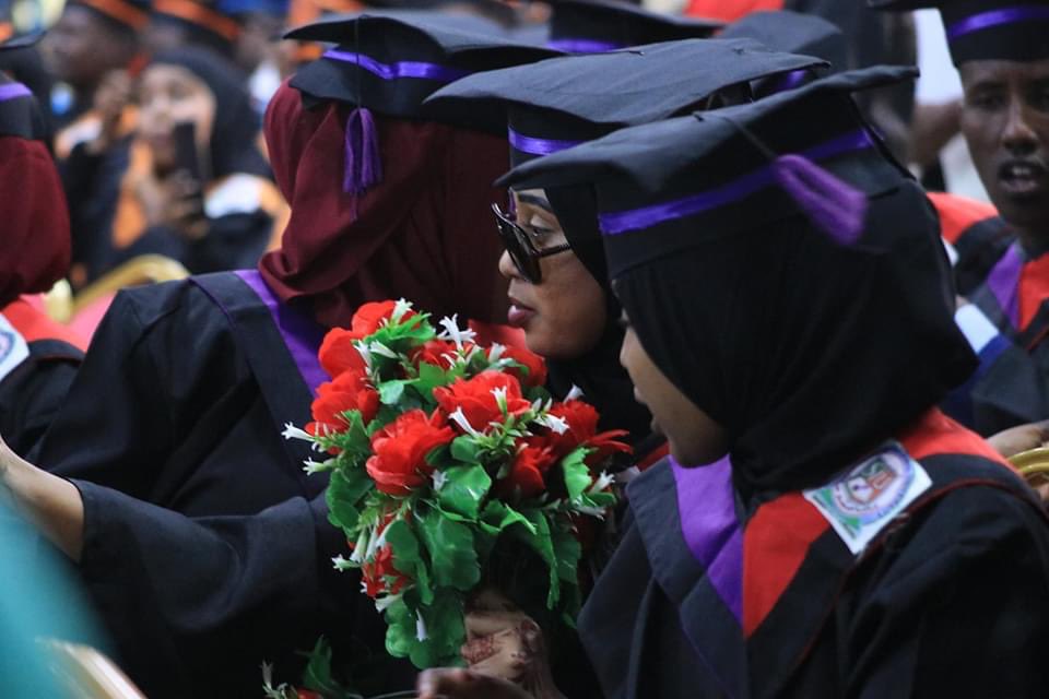 Dahirhasan's tweet photo. In my capacity as chairperson of Association of Somali Universities, I take this opportunity to congratulate @SIU_UNIVERSITY graduands for their academic achievements . I wish them success in their  future careers and endeavours. https://t.co/zg4CljiOY0