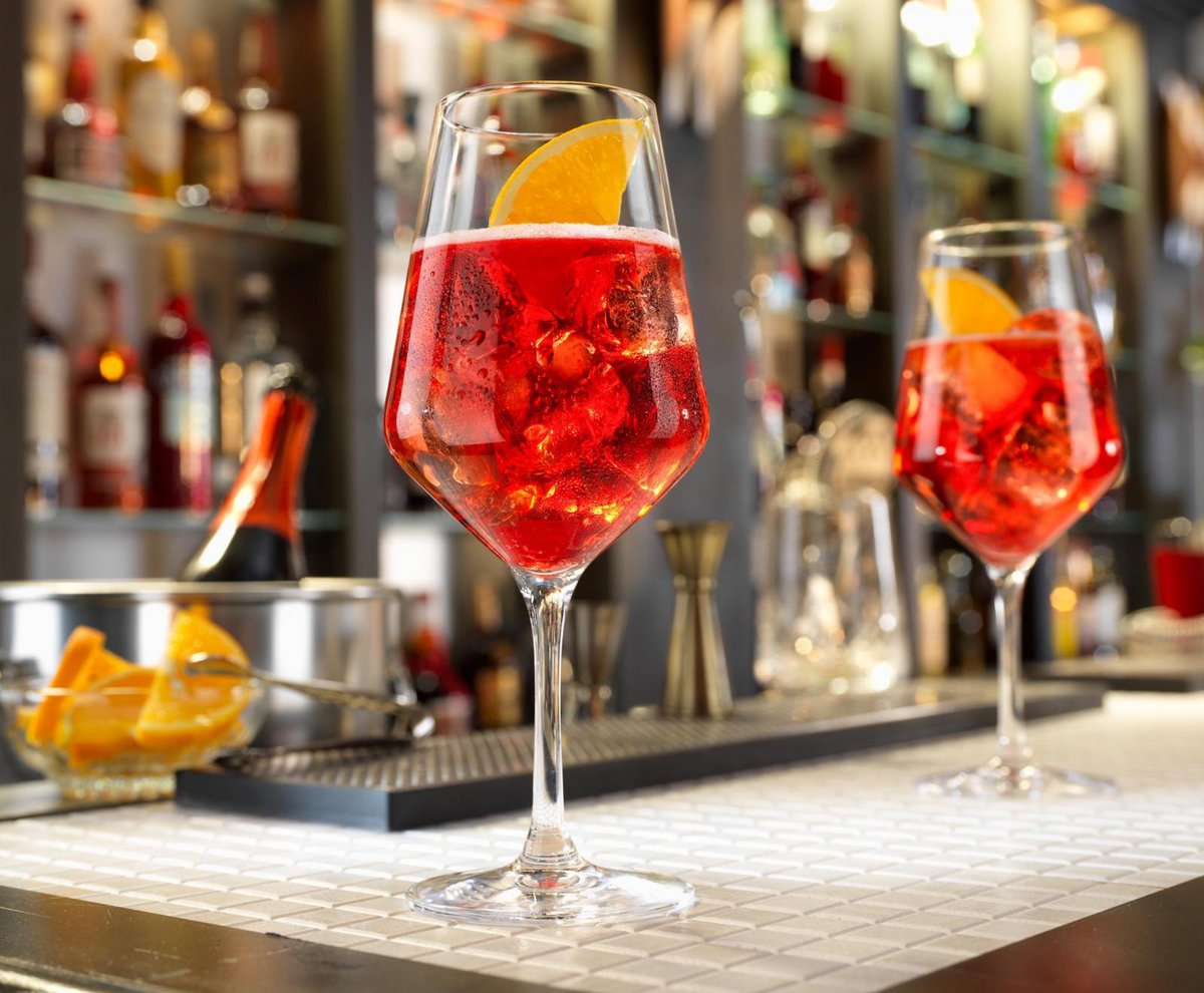 Campari Nigeria The Perfect Campari Spritz S As Easy As 2 3 1 2 Parts Campari 3 Parts Prosecc 1 Part Soda Rt If You Will Be Trying This Recipe T Co Js8rk1ufo3