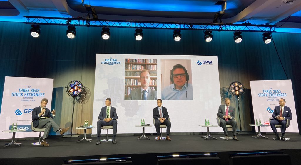 GPW_WSExchange's tweet photo. Discussion panel „Challenges to the Three Seas capital markets and the importance of regional co-operation” with @BVB_Ro @prazskaburza @LJStockExchange @bud_exchange and #BCPB just started.
#ThreeSeasStockExchange
Live streaming ENG: https://t.co/PHL5eVzJ4U 💻🔔🔝 https://t.co/7T5Ekr0xV6