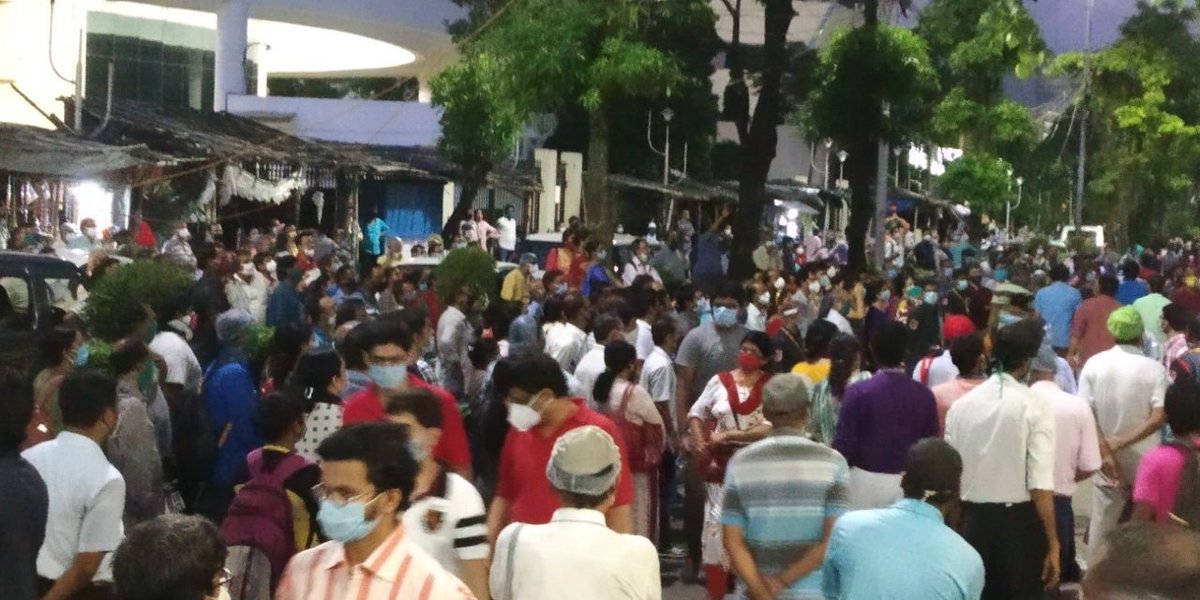 MohdFaizan9720's tweet photo. #ParentsDemandPostponeNEET #ParentsDemandPostponeNEET 
Hey two points are very important
1) Academic year not wasted if NEET postponed to November. Academic subject portions can be well covered.

2) Failure of SOPs in JEE exams including photos ................. https://t.co/ju5nEVqs0K
