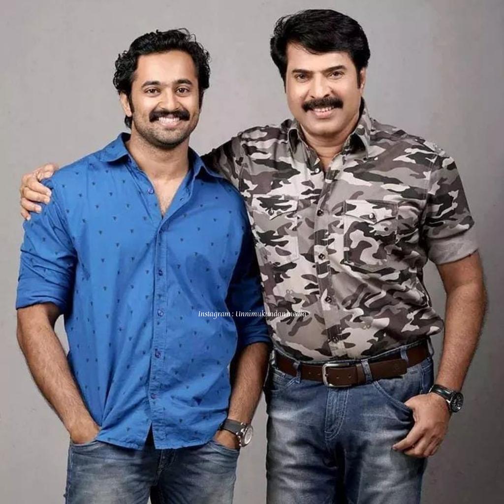 Unnimukundanmda's tweet photo. Happy birthday Mammukka 🎂🎂😍 @mammukka
@Iamunnimukundan #fanboyever 😍😍
#HappyBirthday #Mammootty #Unnimukundan #Mollywood #Superman #Malayalam #Filmindustry #Actor https://t.co/bqE1oUfKGe