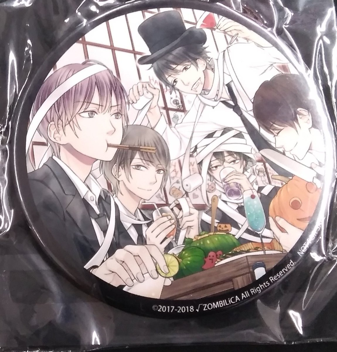 kbooks_bl's tweet photo. 【入荷情報】
「Cool-Bくじ」A賞の100ミリ缶バッジは
『贄の町』と『オメガヴァンパイア』もありますよ( ≧∀≦)ノ
#kbooks #CoolB #贄の町 #オメガヴァンパイア https://t.co/Ur0PeSJ2Ul