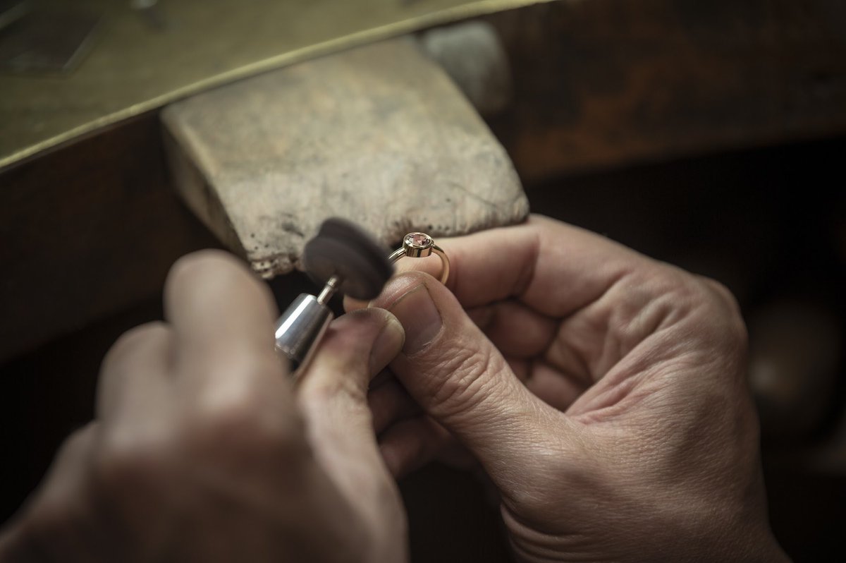 Theo_Fennell's tweet photo. In ancient times, the mines of South-East Asia yielded gemstones in these rings, which became the prized treasures of kings and emperors. Source: Mogok – Myanmar #TheoFennell #PreciousFew #Rings #PinkSpinek #Workshop #Craftsmanship #Handmade #Jewellery #Gemstones #Mogok #Myanmar https://t.co/flbuVXf7vg
