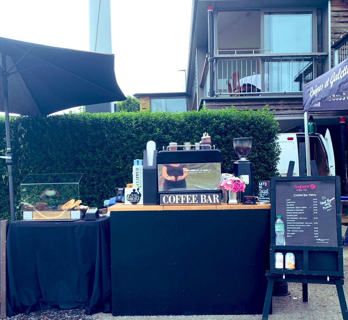 When even  little coffee van doesn’t fit we can find a solution with our pop up coffee bar

#mobilecoffee #mobilecoffeebar #popupcoffee #coffeebar #eventcoffee