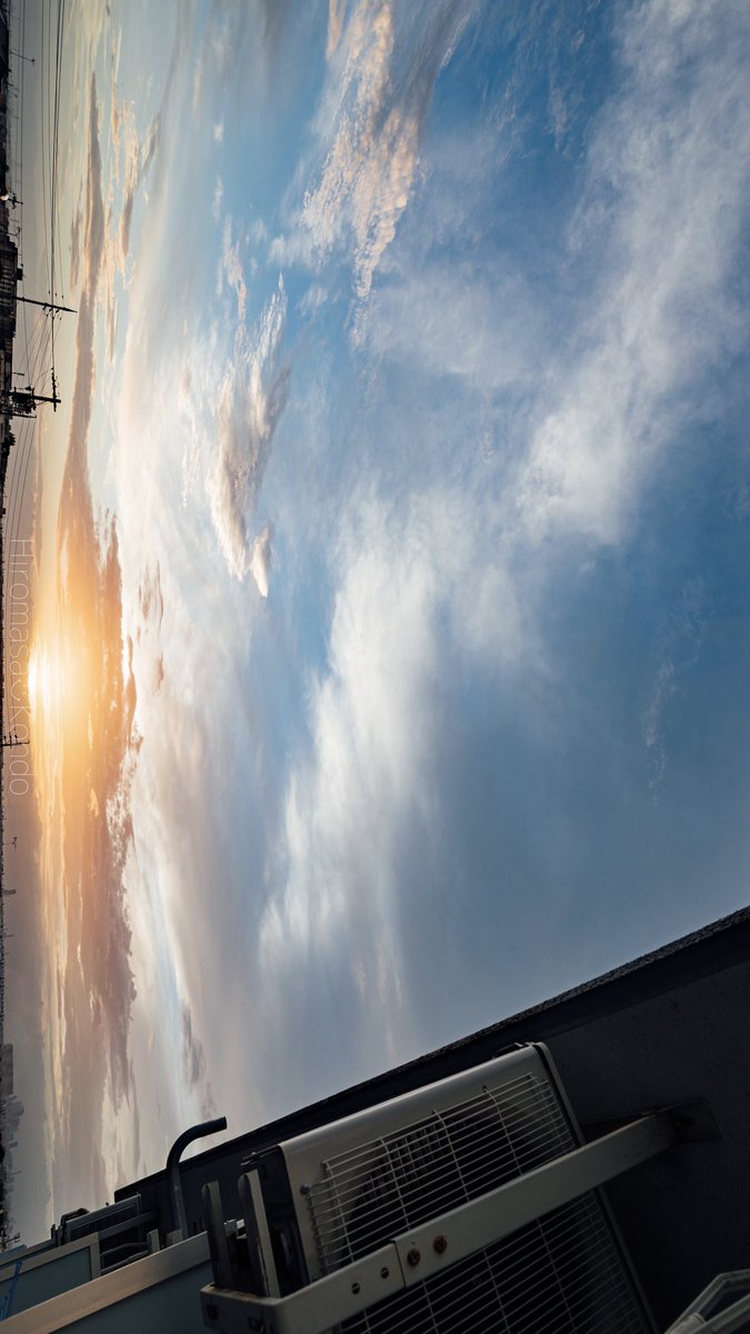 Hiromasa_kondo's tweet photo. ふたりで眺めた台風一過の夕焼け👀 https://t.co/T6BUXdVQkD