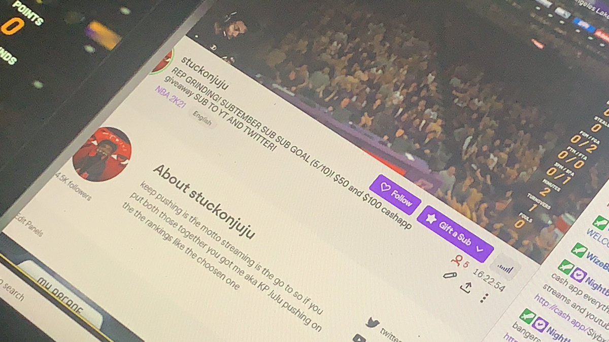StuckOnJuJu's tweet photo. Ona 17 hour pushing for 18 @NBA2K https://t.co/Sz4wr6wD3m
