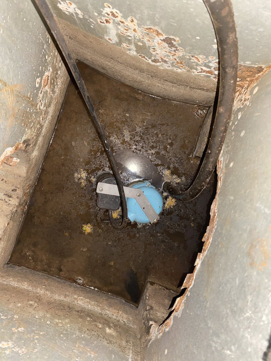 mcmahonscleanin's tweet photo. Struggling with water in your #AIRDUCTS miss managed landscaping, rusted drainage pipes in your slab, cooling coil condensation drains clogged. It’s an endless challenge, then your pump quits working. You think what’s next? Call Me! #HVAC #IAQA #mcmahonscleaning #IAQ #alma #AR https://t.co/OPjFwef4zV