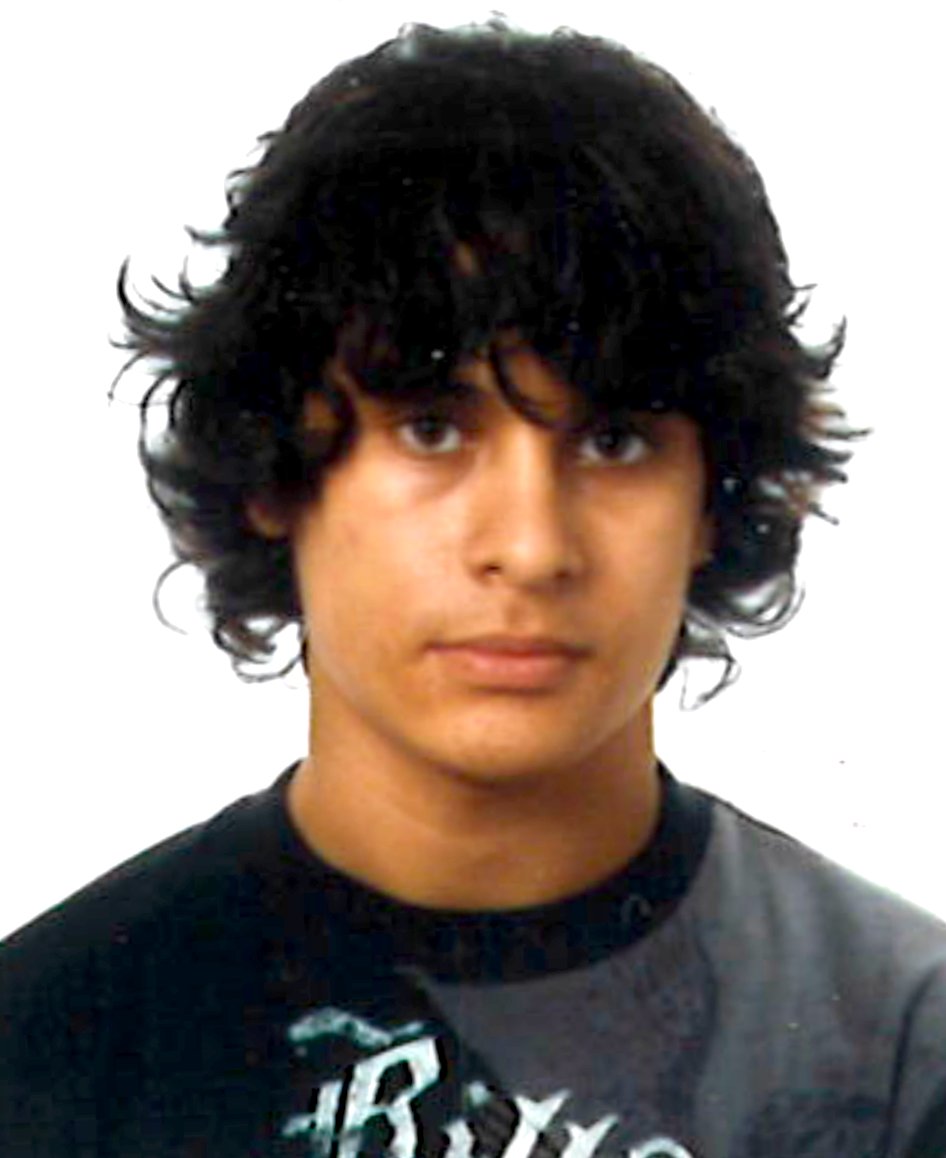 Este es Abdul Husayni, uno de los terroristas que organizo los atentados de Bruselas de 2016 en los que murieron 35 personas. Actualmente se encuentra en libertad condicional. RT si quieres que la justicia deje de reírse de nosotros y q monstruos como Abdul se pudran en la cárcel