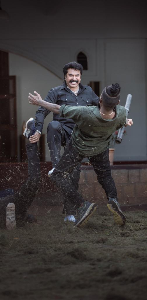 CiniRadio's tweet photo. Breaking news @mammukka has been selected to cast as annan seeman in his biographic film which is going to be directed by james Cameron. The movie is going to be a pan milk way film

TAG : #HappyBirthdayMammukka
#HBDMammukkaFromVijayFans #Master | @actorvijay https://t.co/QxiY1sQJDA