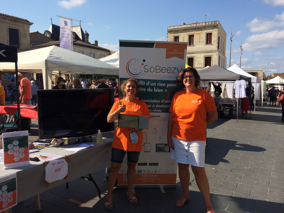 SoBeezy (@sobeezy_) on Twitter photo Nous étions samedi à la fête des associations de la <a href="/Villedepessac/">Ville de Pessac</a>. Un grand merci à nos nombreux visiteurs, à la mairie de #Pessac pour l'organisation et bienvenue aux nouveaux #bénévoles qui se sont inscrits. 🤗 Nous étions samedi à la fête des associations de la <a href="/Villedepessac/">Ville de Pessac</a>. Un grand merci à nos nombreux visiteurs, à la mairie de #Pessac pour l'organisation et bienvenue aux nouveaux #bénévoles qui se sont inscrits. 🤗