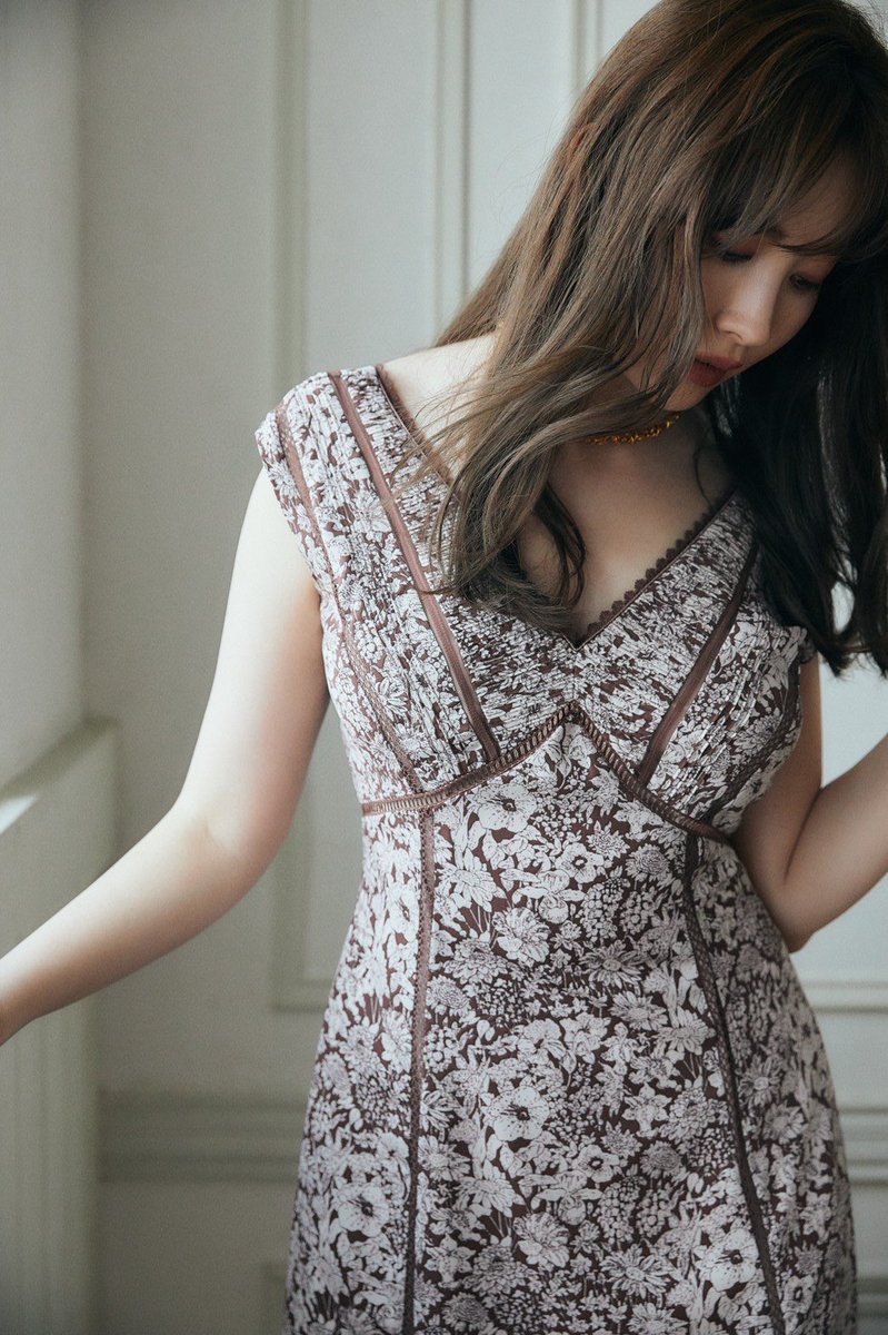 herlipto Lace Trimmed Floral Dress フローラル
