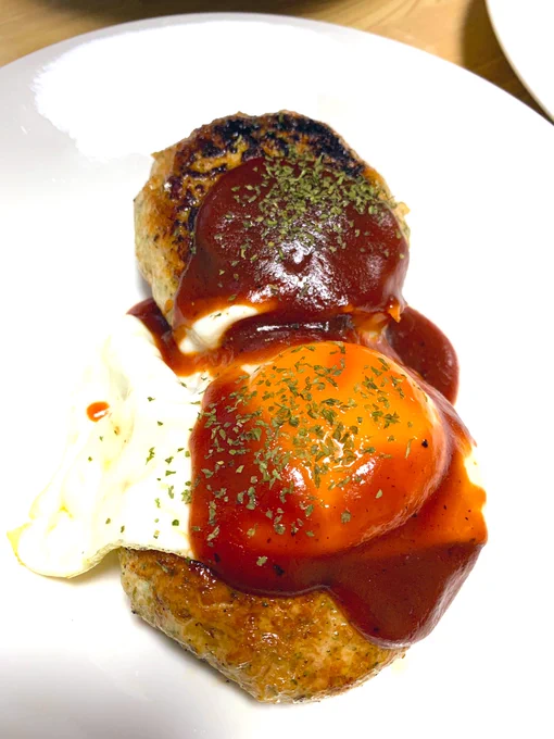 ささみハンバーグがめちゃくちゃ美味しかった…お菓子もたまに食べつつ
アスリート飯生活続けてます 