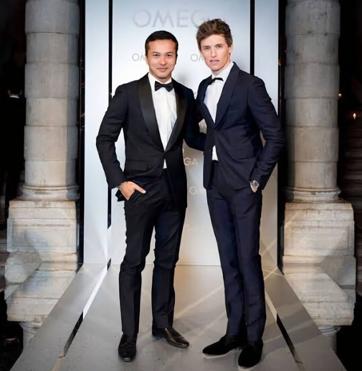 tearsafterain's tweet photo. nicholas saputra &amp; eddie redmayne. that's the tweet. https://t.co/XpF6qdv3fG
