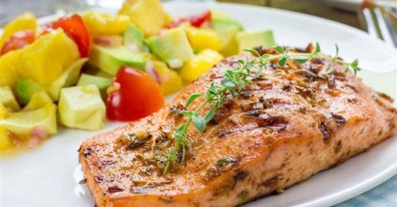 ١٠٠ جرام من السالمون المشوي تحتوي على ١٠٨ سعرات حرارية 

#سعرات_حرارية #البلاك_بورد #اخر_كلمه_للحب_القديم #الاحساء #كلنا_الحلافي #ندمان_قلبي_عالشوق