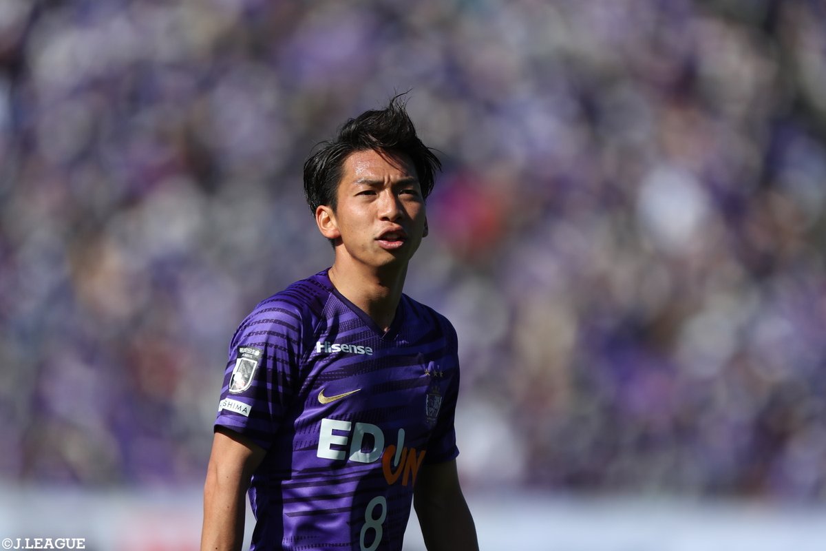 J_League's tweet photo. 🎂HAPPY BIRTHDAY🎂

本日、9月8日は
#サンフレッチェ広島 の
#川辺駿 選手の誕生日です✨

川辺選手、
おめでとうございます❗️🎉

@sanfrecce_SFC
@sancce_jr
@HayaoSfbc
 
#Ｊリーグ https://t.co/G8pg6VnLQU