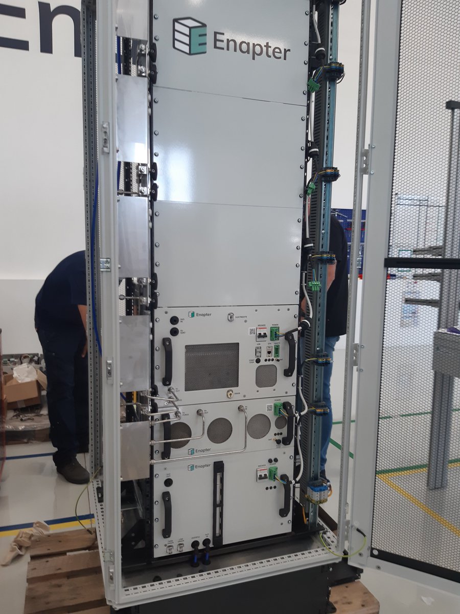 UkCreo's tweet photo. Thank you @Enapter_ For our 2 day Training,informative,dedicated,great people to be partnered with. 
#hydrogeneration
Passive +.... https://t.co/oDzqTSh5UX
#passiveplus 
#Timeisrunningout 
#climatechange 
#greenhydrogen. https://t.co/nCWqoph1id