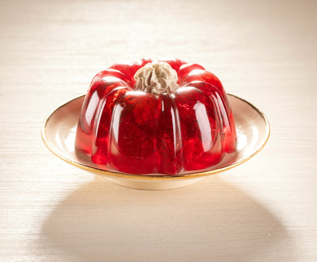 And if you prefer your amazing dessert glasswork with an American twist, there's a whole series of those.