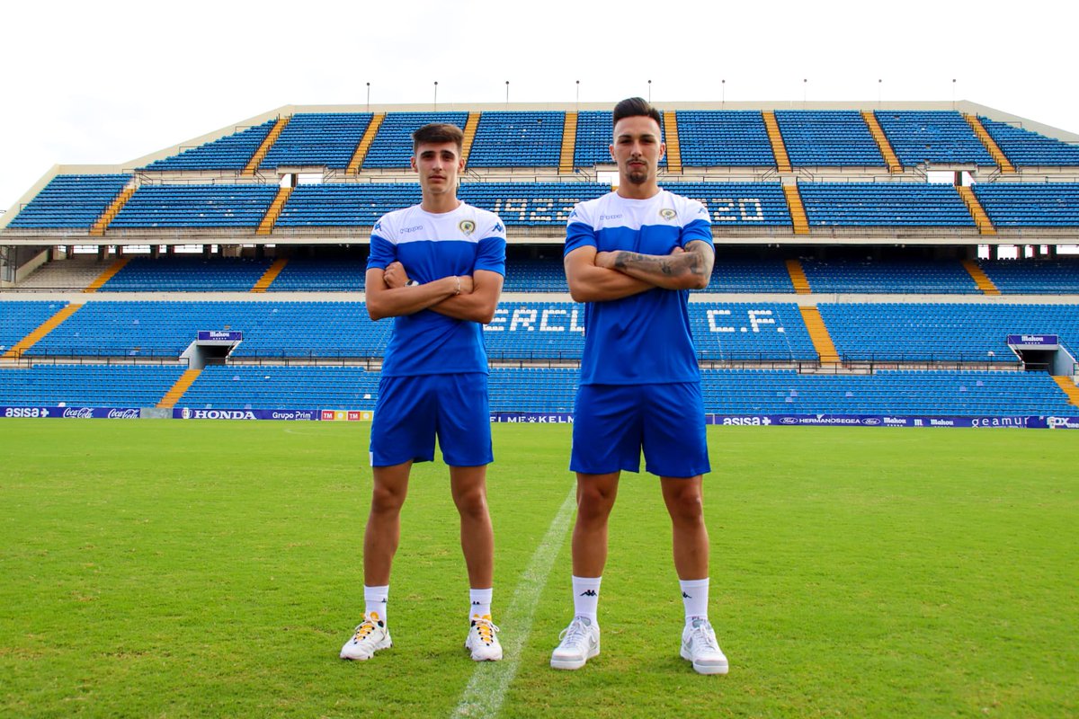 cfhercules's tweet photo. 📸 Galería de imágenes de la presentación de @lopezadry1 y David Sánchez como jugadores del #HérculesCF.

➕ en instagram👇
https://t.co/SCOL7WnnmM

#MachoHércules #NuevaCulturaDeClub https://t.co/T3kQ3c64Jz