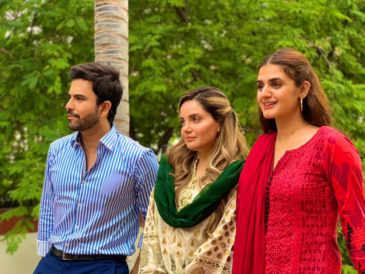 BaatCheetPoint's tweet photo. Baat Cheet Point: Junaid Khan signs next for Hum TV with Hira Mani a... https://t.co/JvJI65W5fn 
#JunaidKhan #CallJunaidKhan #PakistaniActor #PakistaniDrama #HUMTV #humairakhan #baatcheetpoint https://t.co/Qb6iAh8iTj