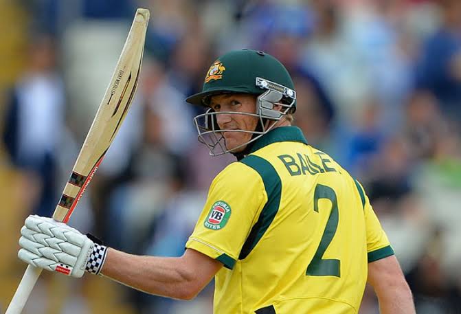  5 Tests, 90 ODIs, 30 T20Is 3700 runs 3 centuries

Happy birthday to former Australian batsman George Bailey! 