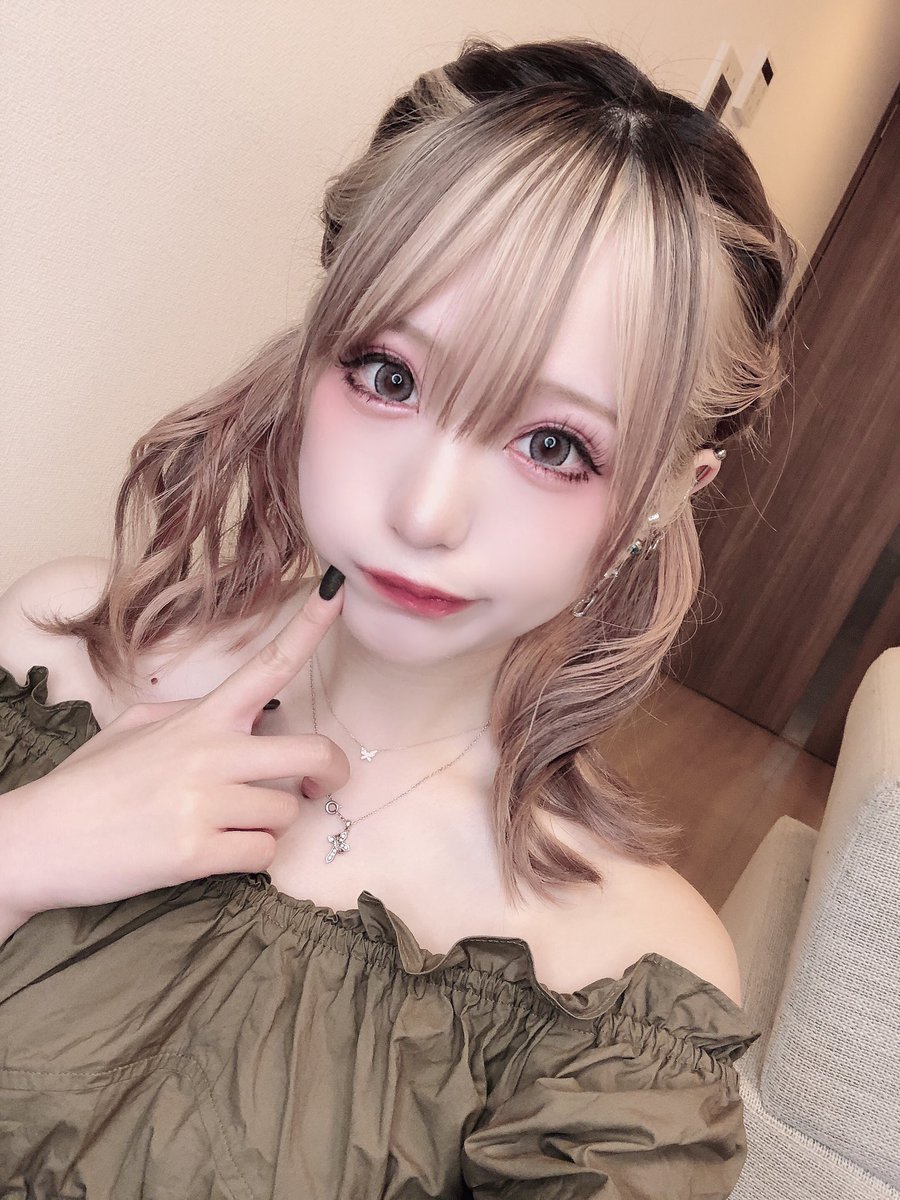 yuina_2780's tweet photo. ギャルツインテール。 https://t.co/7hwZAlRxrP