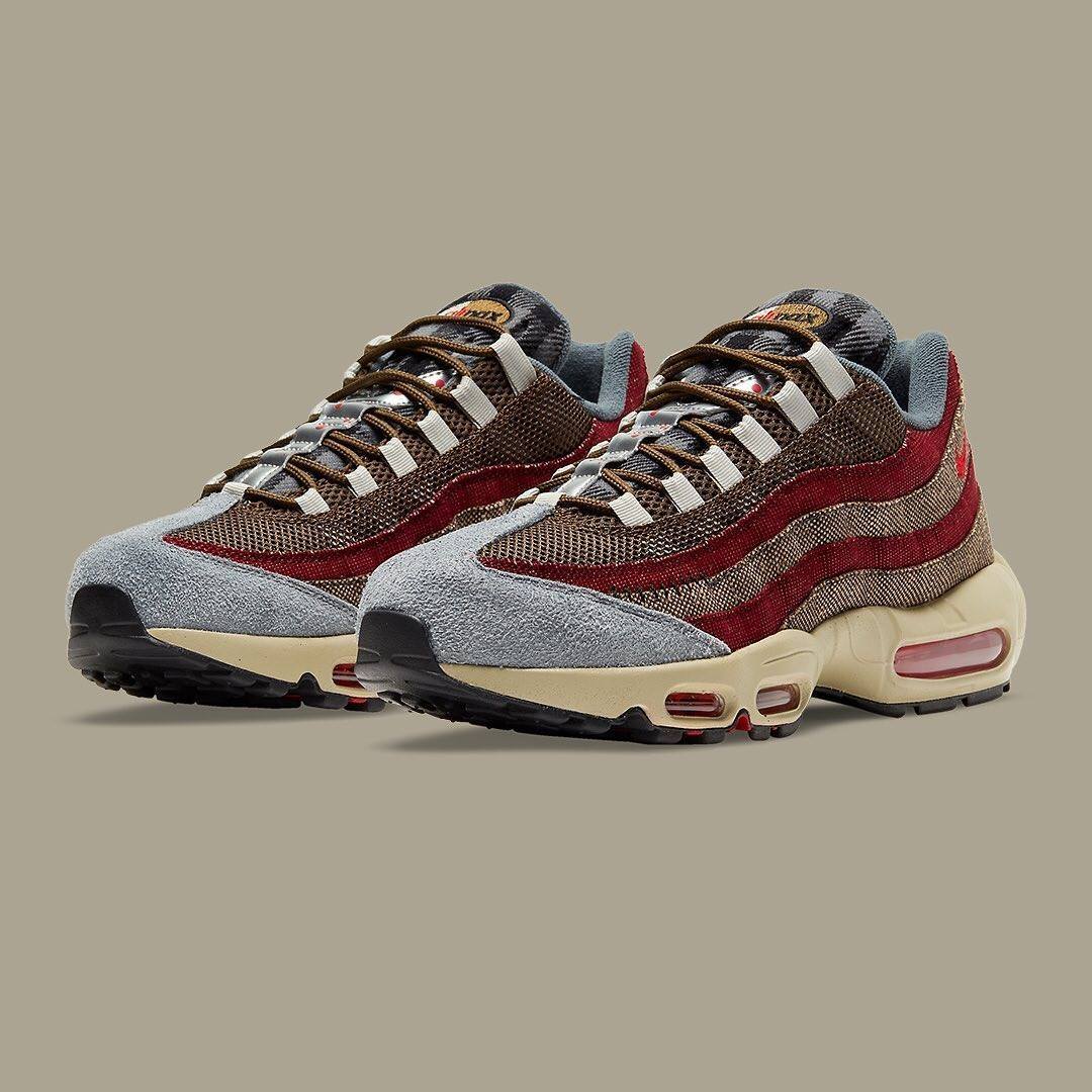 CaminoTV's tweet photo. Une AM95 "Freddy Krueger" aux couleurs du célèbre gant aux griffes 🔥 !

Ça devrait sortir pour Halloween, plus d'info prochainement 🎃 !  

@Nike https://t.co/45wLzFs6t2