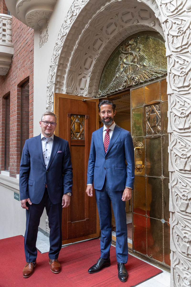 NasdaqHelsinki's tweet image. Kaupankäynti Partnera Oyj:n (kaupankäyntitunnus: PARTNE1) osakkeilla alkoi tänään Nasdaq First North Growth Market -markkinapaikalla. Tervetuloa tj. Jari Pirkola tiimeineen! #Partnera