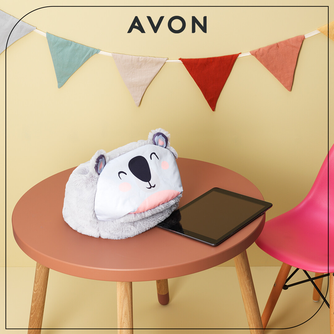 AvonKirsten's tweet image. How lovely is Kevin the Koala? 🐨 I think he's so adorable, really fluffy and a fantastic solution for your kids, when they have some time on the tablet. 
wu.to/sIr1zw
#TabletTime #LoveThis #HowCute #Avon #AvonKids #SuperCute