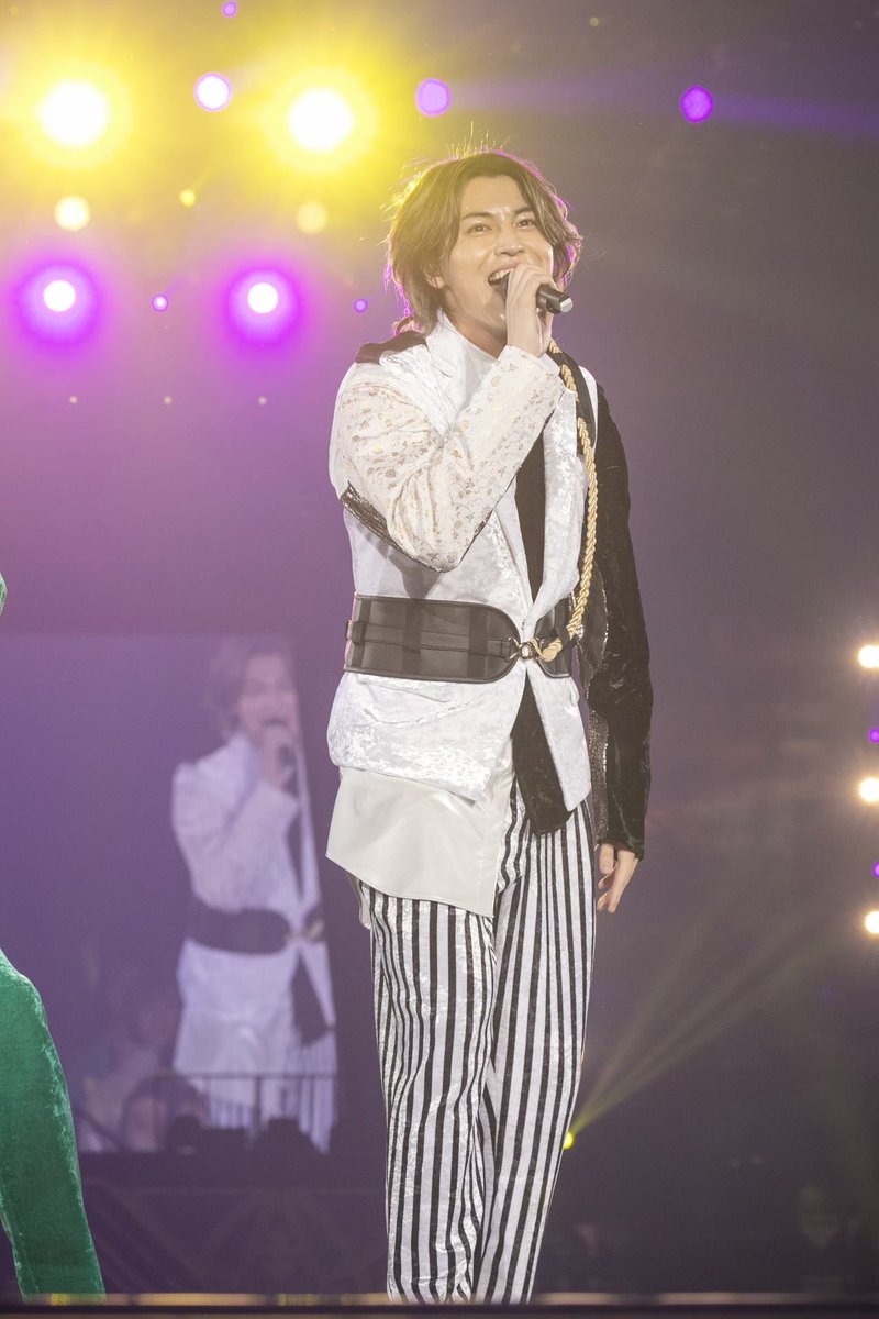 超特急7号車 末っ子担当 タカシ／ 最大の武器は“多彩な声色”🌈 純白の